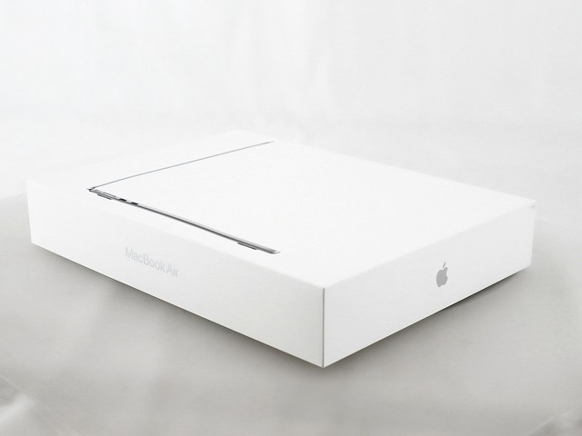 APPLE MACBOOK AIR [新品未開封] MC8H4J/A