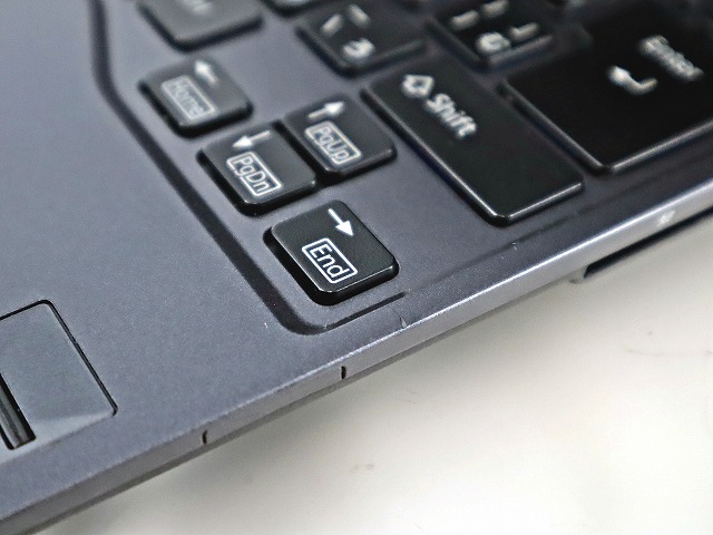 富士通 LIFEBOOK U938/S FMVU14001