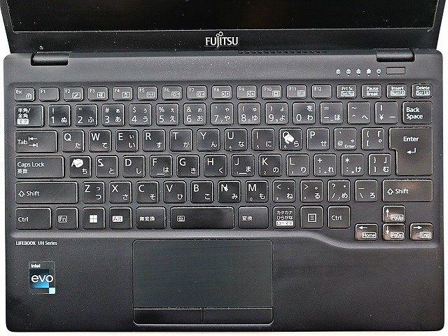 富士通 LIFEBOOK UH90/G2 FMVU90G2B