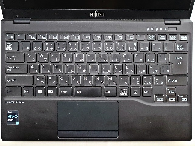 富士通 LIFEBOOK UH90/E3 FMVU90E3B