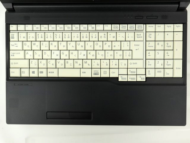 富士通 LIFEBOOK A579/A FMVA62002