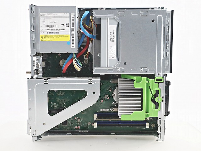 富士通 ESPRIMO D588/B FMVD43001