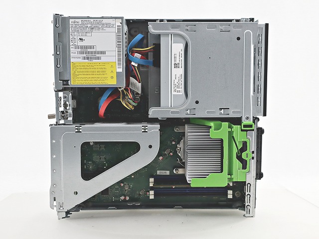 富士通 ESPRIMO D588/B FMVD43001