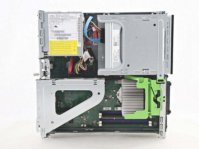 富士通 ESPRIMO D588/B FMVD43001