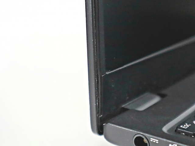富士通 LIFEBOOK U939/B FMVU24011