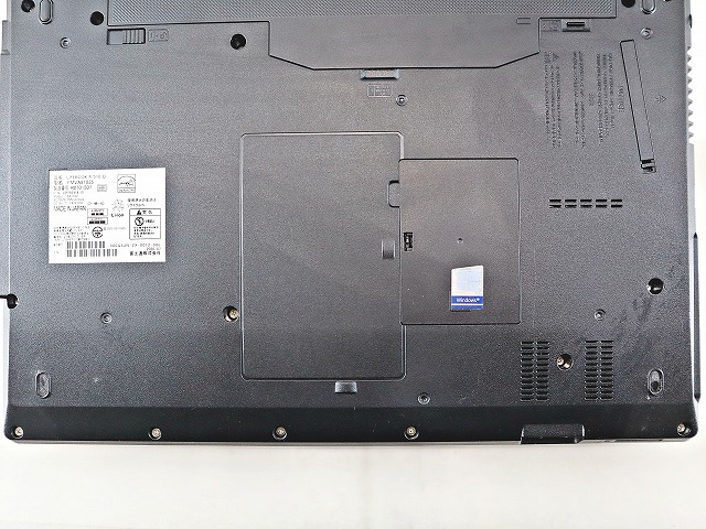 富士通 LIFEBOOK A7510/D FMVA81035