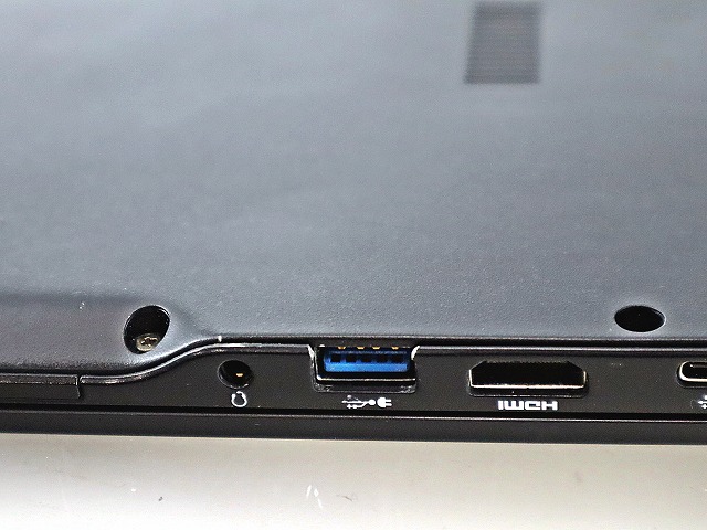 富士通 LIFEBOOK U939/C (LTEモデル) FMVU26014