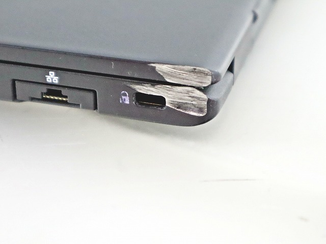 富士通 LIFEBOOK U939 (LTEモデル) 