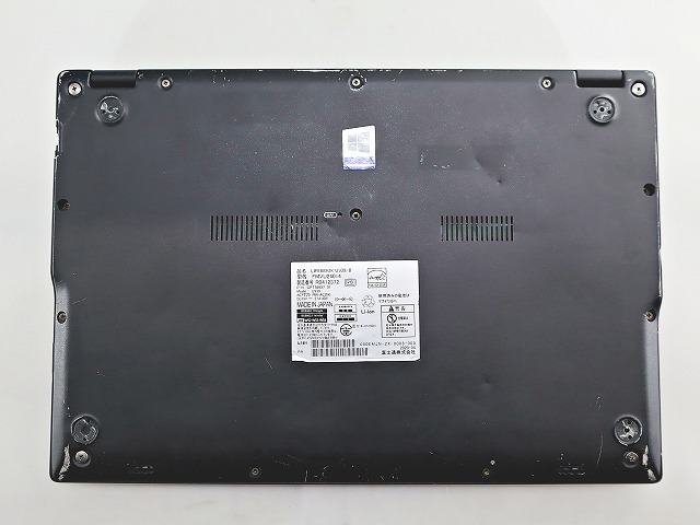 富士通 LIFEBOOK U939 (LTEモデル) 