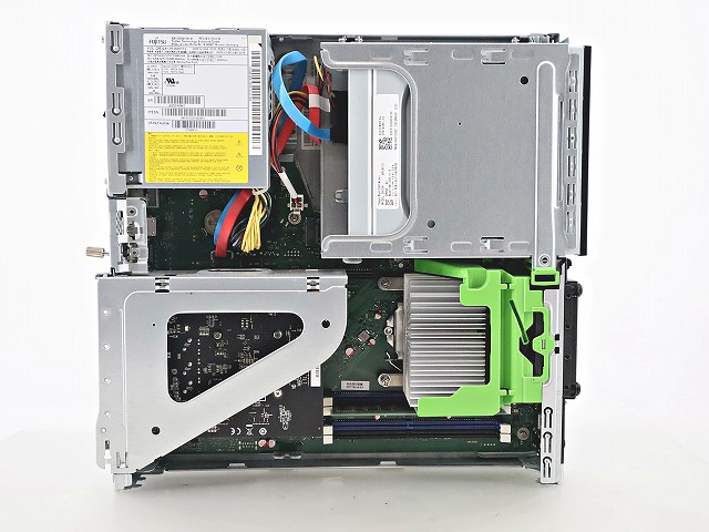 富士通 ESPRIMO D588/C FMVD45001