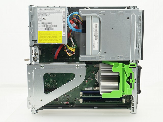 富士通 ESPRIMO D588/B 中古デスクトップパソコン：中古パソコン 中古
