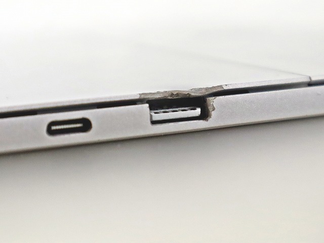 MICROSOFT SURFACE PRO 7+ LTE ADVANCED (LTEモデル) 1S4-00013