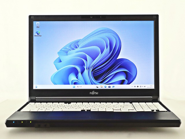 富士通 LIFEBOOK A7510/D FMVA81035
