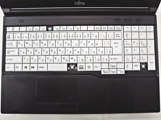 富士通 LIFEBOOK A7510/D FMVA81035