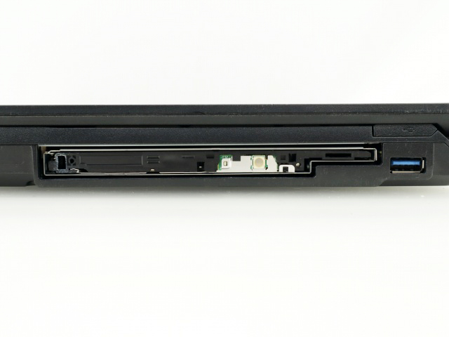 富士通 LIFEBOOK A579/A FMVA62002